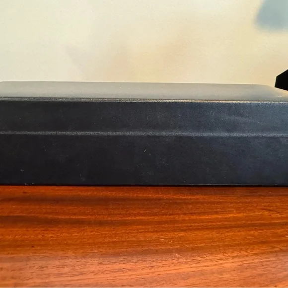 Wolf Heritage Safe Deposit Jewelry Box with lock & key. Never used. - Picture 7 of 9